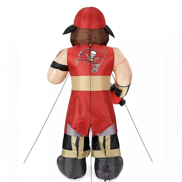 NEW 7' Air Blown LED Inflatable NFL Tampa Bay Buccaneers Captain Fear Mascot - Picture 2 of 4